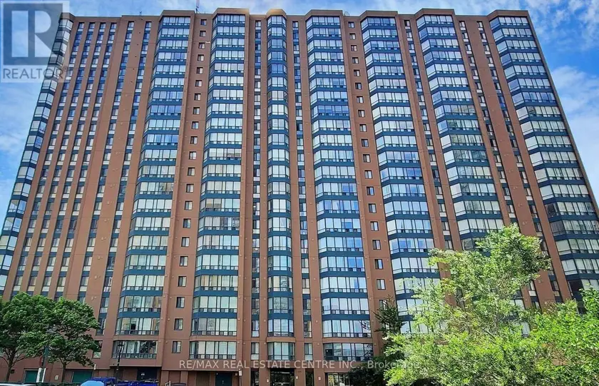 Apartment at 912 - 155 HILLCREST AVENUE, Mississauga