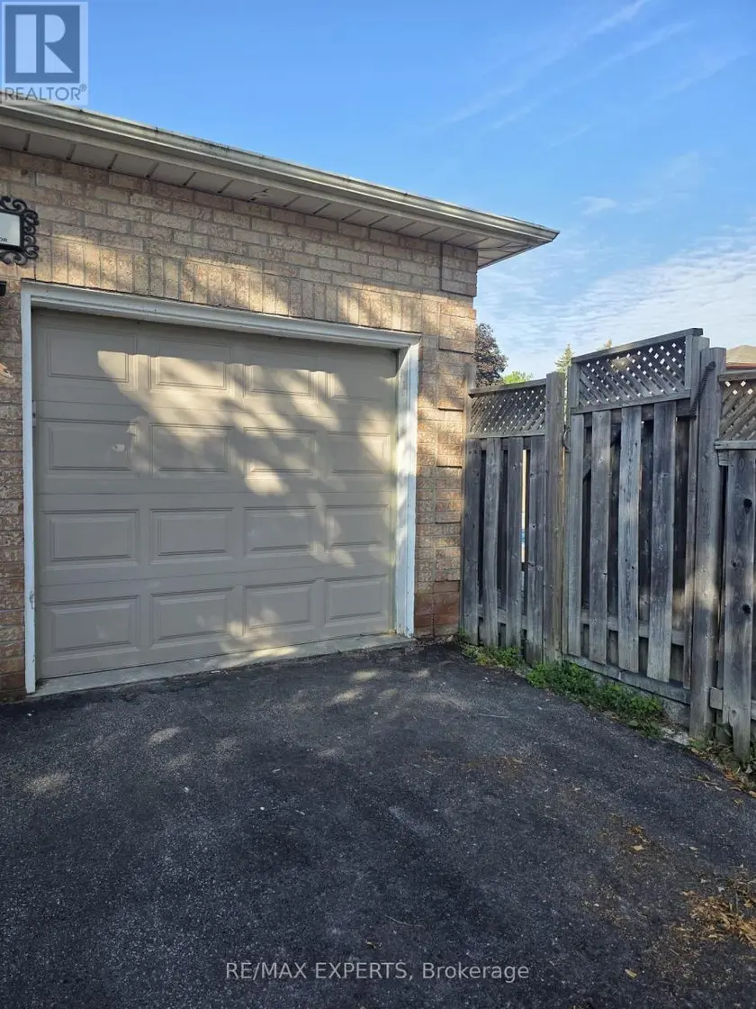 Detached at BSMT - 20 DEER VALLEY DRIVE, Caledon
