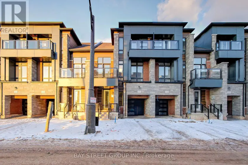 Townhouse at 3111 PERKINS WAY, Oakville