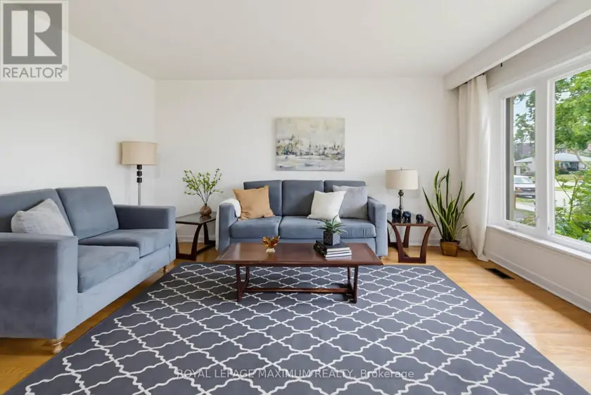 Detached at 41 STRATHAVON DRIVE, Toronto