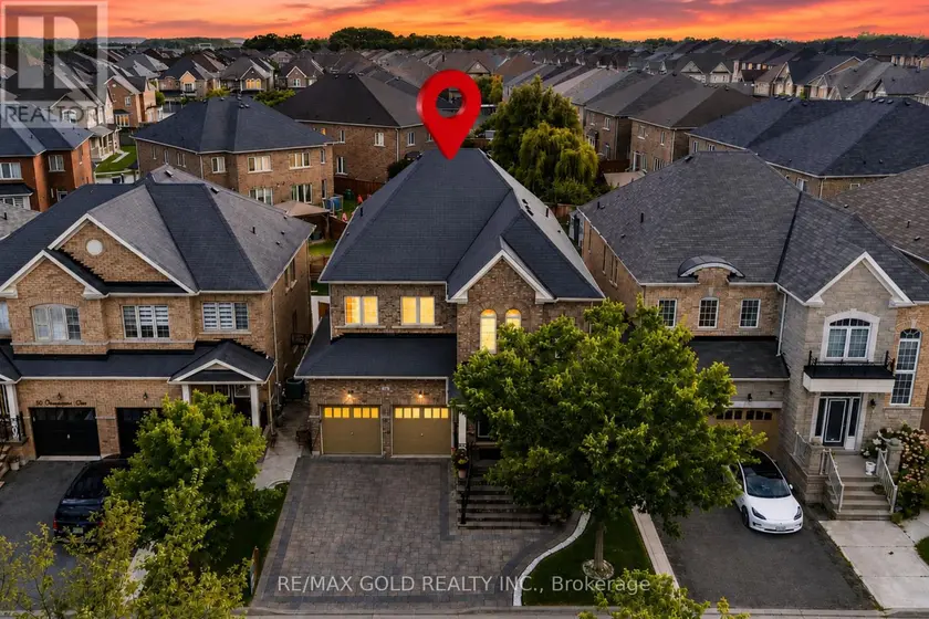 Detached at 54 ORANGEBLOSSOM TRAIL, Brampton