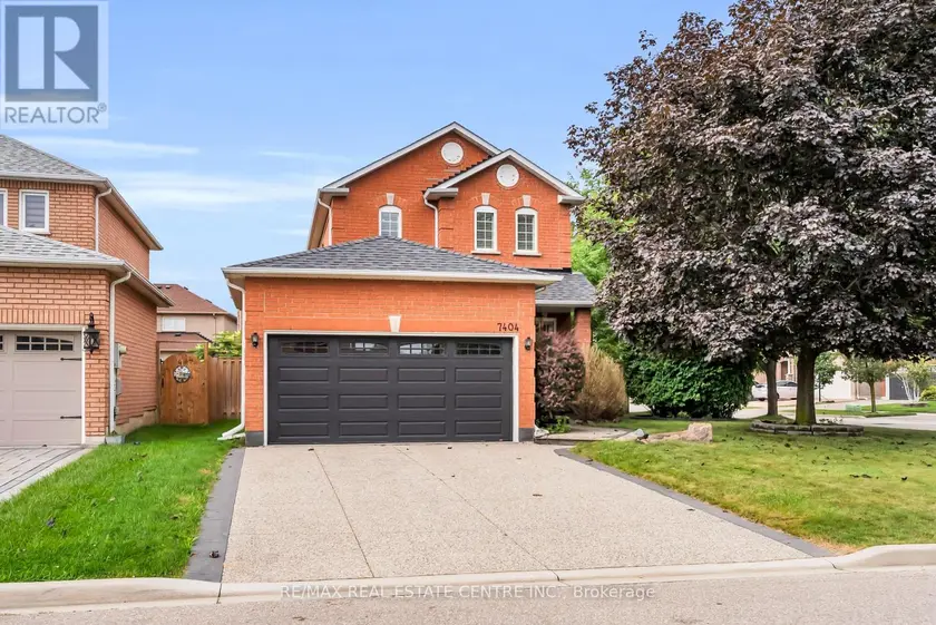 Detached at 7404 DAVEMARK COURT, Mississauga