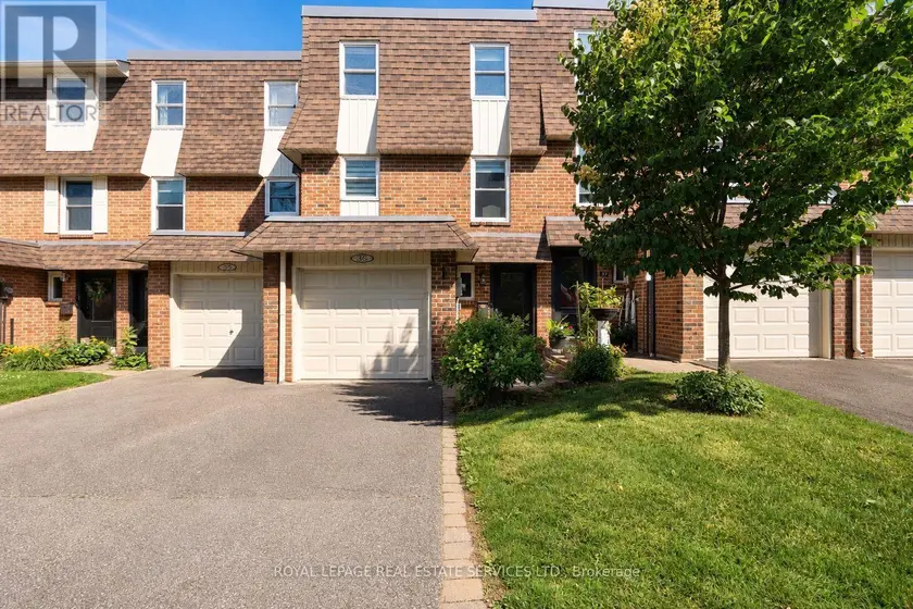 Townhouse at 36 - 30 HESLOP ROAD, Milton