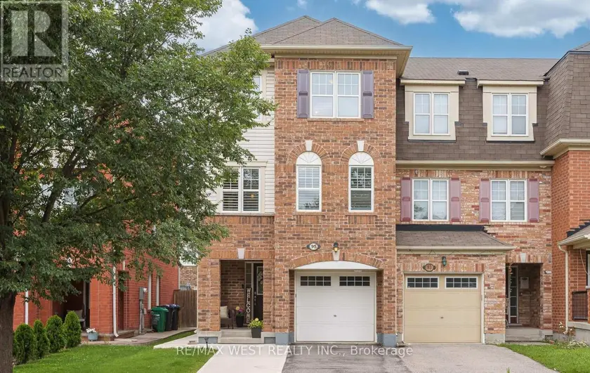 Townhouse at 95 MCCLEAVE CRESCENT, Brampton