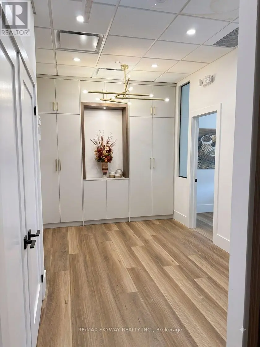Other at 215 - 1670 NORTH SERVICE ROAD E, Oakville