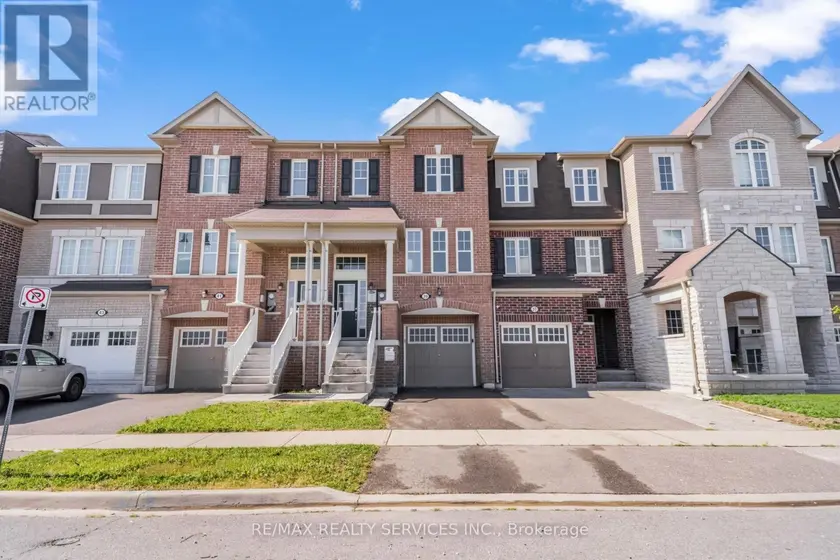 Townhouse at UPPER - 39 BAYCLIFFE CRESCENT, Brampton