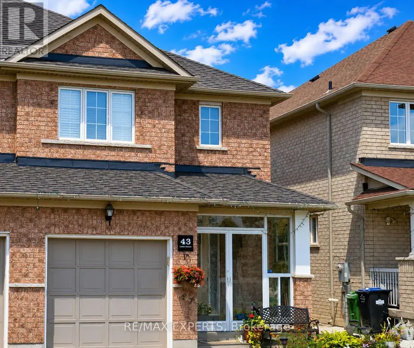 Semi-Detached/Link at 43 EASTVIEW GATE, Brampton