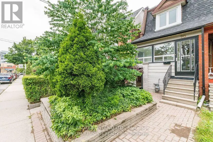Semi-Detached/Link at UPPER - 20 GOLDEN AVENUE, Toronto
