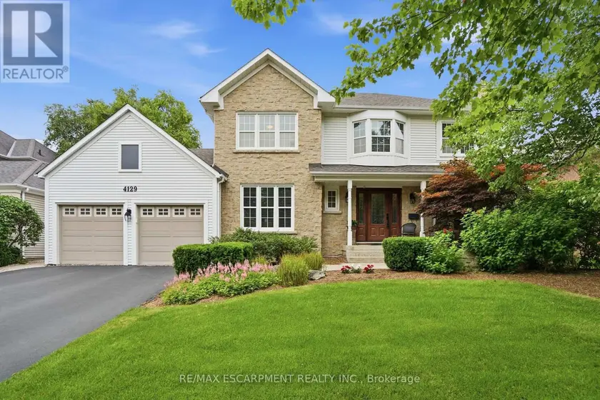Detached at 4129 MILLCROFT PARK DRIVE, Burlington