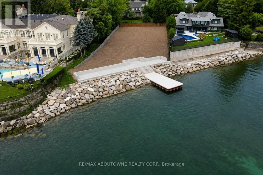 Vacant Land at 1044 ARGYLE DRIVE, Oakville