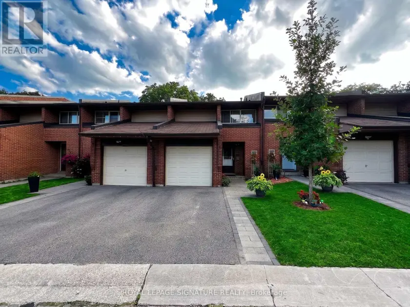 Townhouse at 33 - 2301 DERRY ROAD W, Mississauga