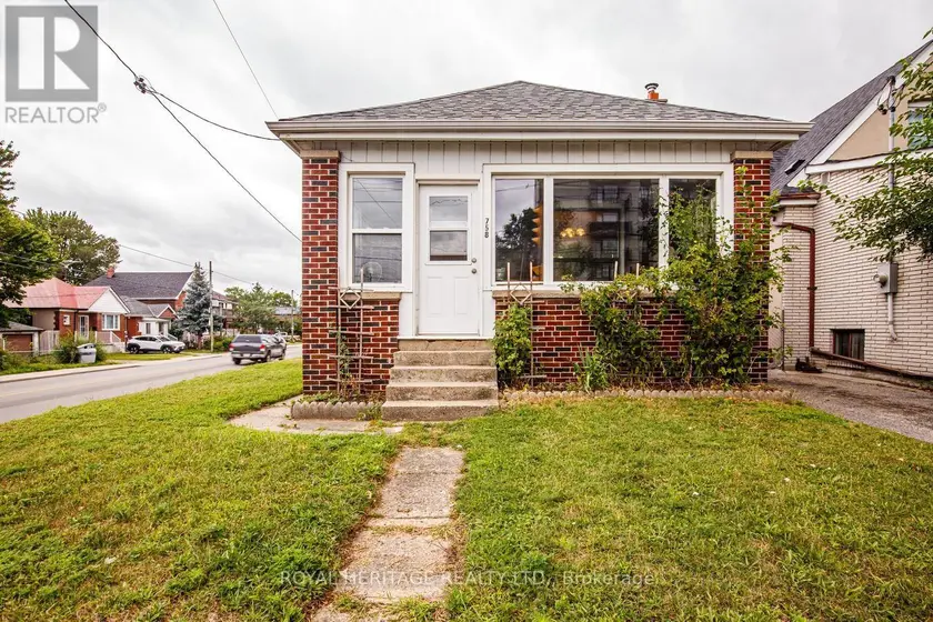 Detached at 758 JANE STREET, Toronto