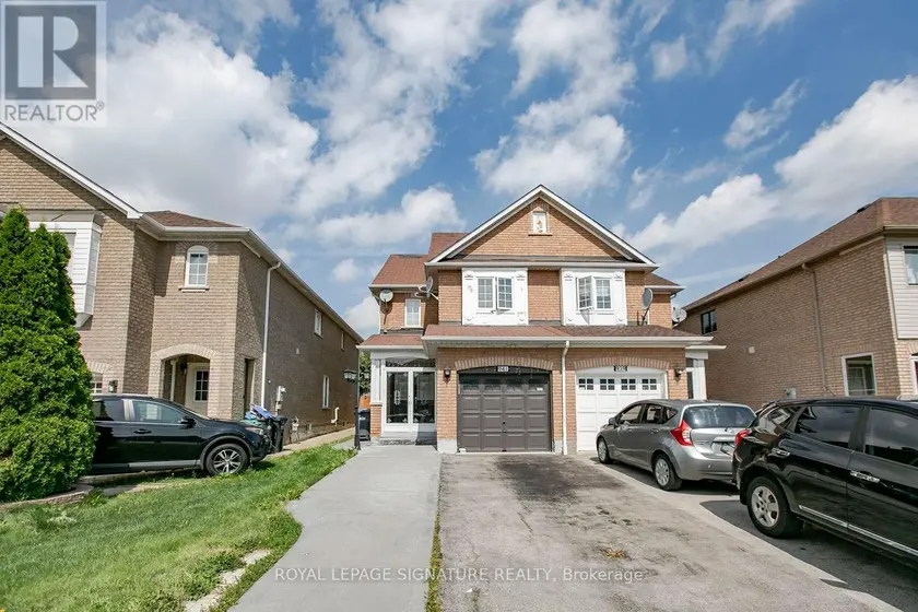 Semi-Detached/Link at 941 MANDOLIN PLACE, Mississauga