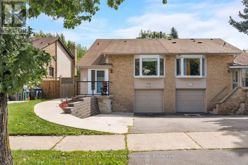 Semi-Detached/Link at 2727 BUCKLEPOST CRESCENT, Mississauga