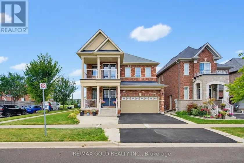 Detached at 8 ZELDA ROAD, Brampton