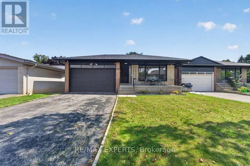Detached at 23 COLLINGDALE ROAD, Toronto