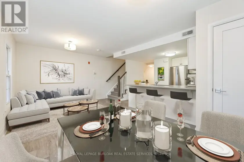 Townhouse at 207 - 760 LAKESHORE ROAD E, Mississauga