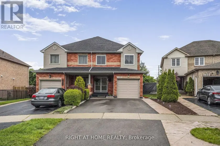 Semi-Detached/Link at 3014 PENDLETON ROAD, Mississauga
