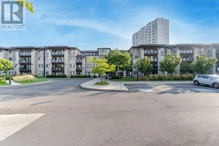Apartment at 418 - 570 LOLITA GARDENS, Mississauga
