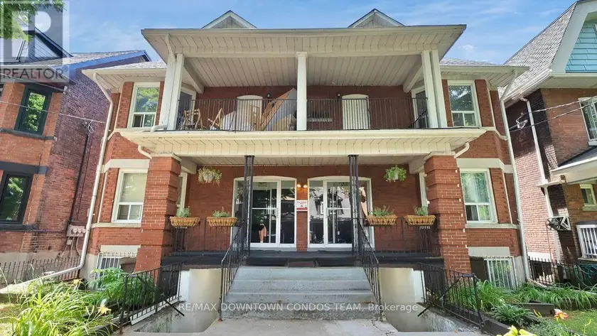 Multiplex at 101 - 7 THORNBURN AVENUE, Toronto