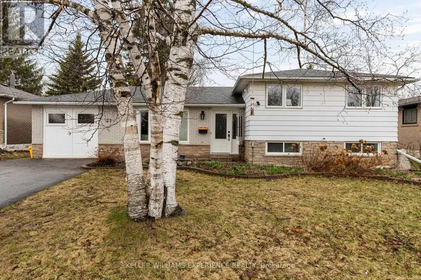 Detached at 27 RUSTIC CRESCENT, Orangeville