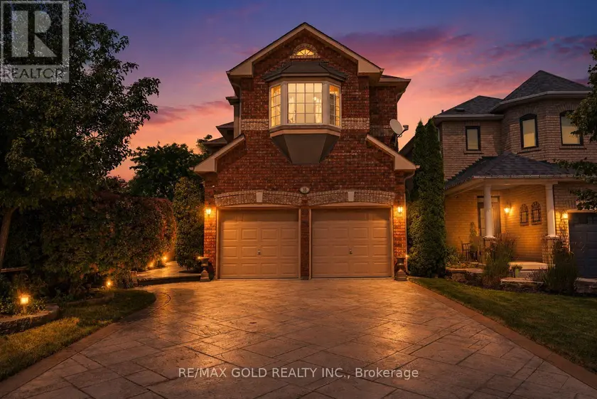 Detached at 18 SUNDRIDGE STREET, Brampton