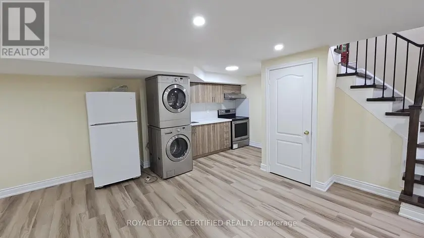 Semi-Detached/Link at BASEMENT - 102 BUNCHBERRY WAY, Brampton