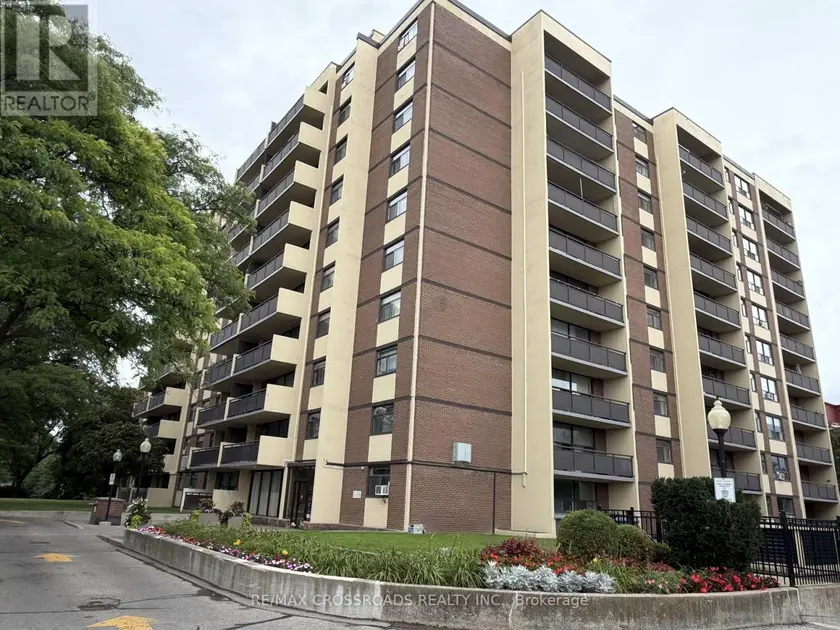 Apartment at 1004 - 5 FRITH ROAD, Toronto