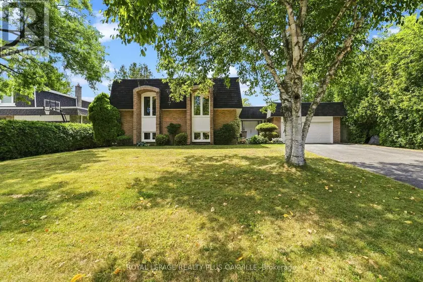 Detached at 244 WILLOWRIDGE COURT, Oakville