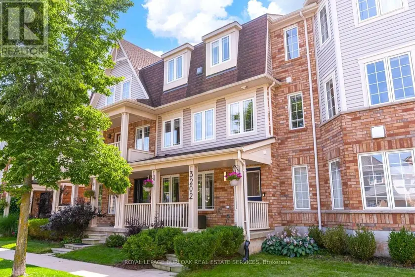 Townhouse at 3202 MUNSON CRESCENT, Burlington