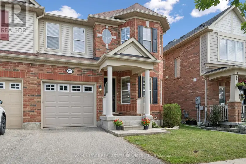 Semi-Detached/Link at 937 VICKERMAN WAY, Milton