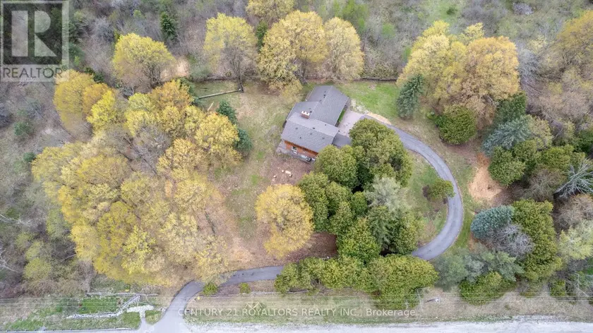 Detached at 17940 AIRPORT ROAD, Caledon