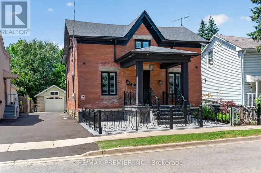 Detached at 21 ELIZABETH STREET N, Brampton