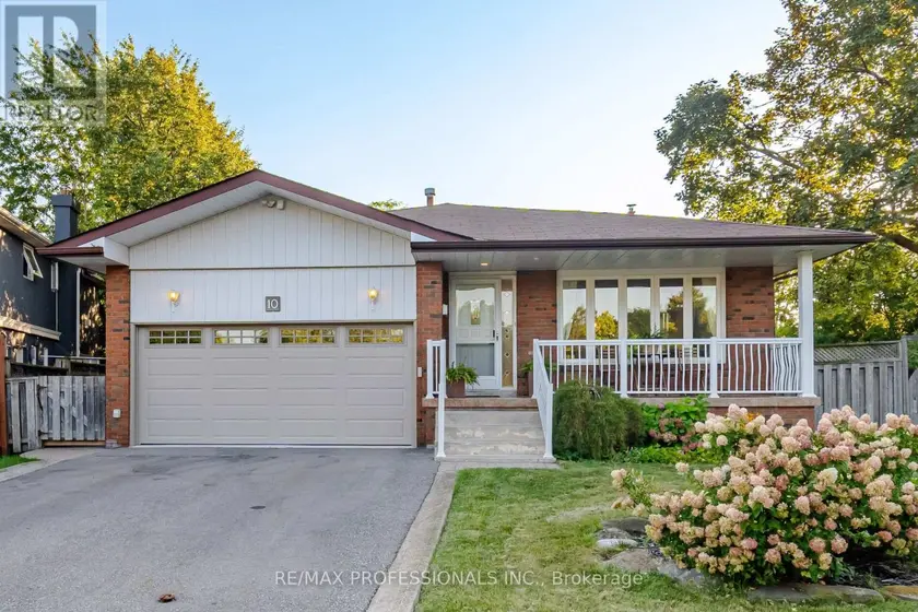 Detached at 10 HOPEDALE COURT, Mississauga