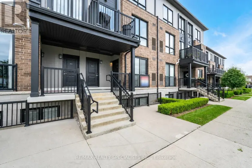 Townhouse at 103 - 1208 MAIN STREET E, Milton