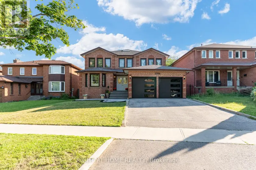 Detached at 2598 MASON HEIGHTS, Mississauga