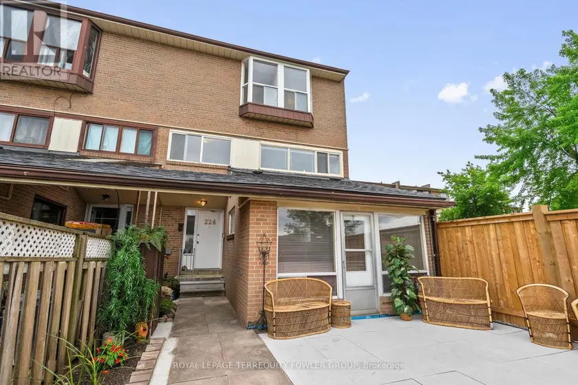 Townhouse at 224 - 260 JOHN GARLAND BOULEVARD, Toronto