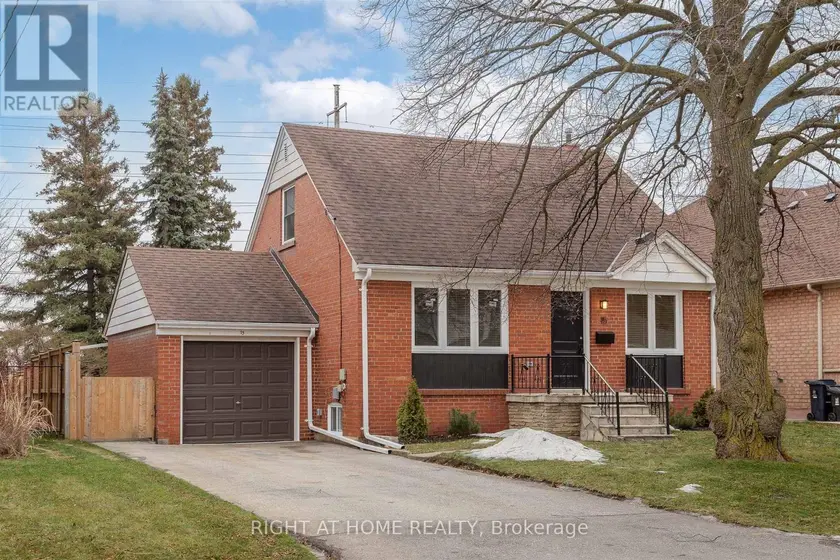 Detached at 15 ELFORD BOULEVARD, Toronto