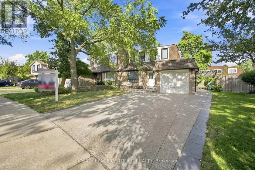 Semi-Detached/Link at 3029 OSLO CRESCENT, Mississauga