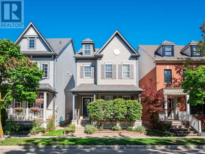 Detached at 205 LITTLEWOOD DRIVE, Oakville