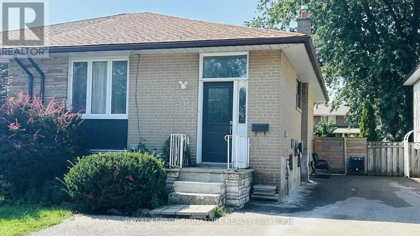 Semi-Detached/Link at UPPER - 2551 PADSTOW CRESCENT, Mississauga