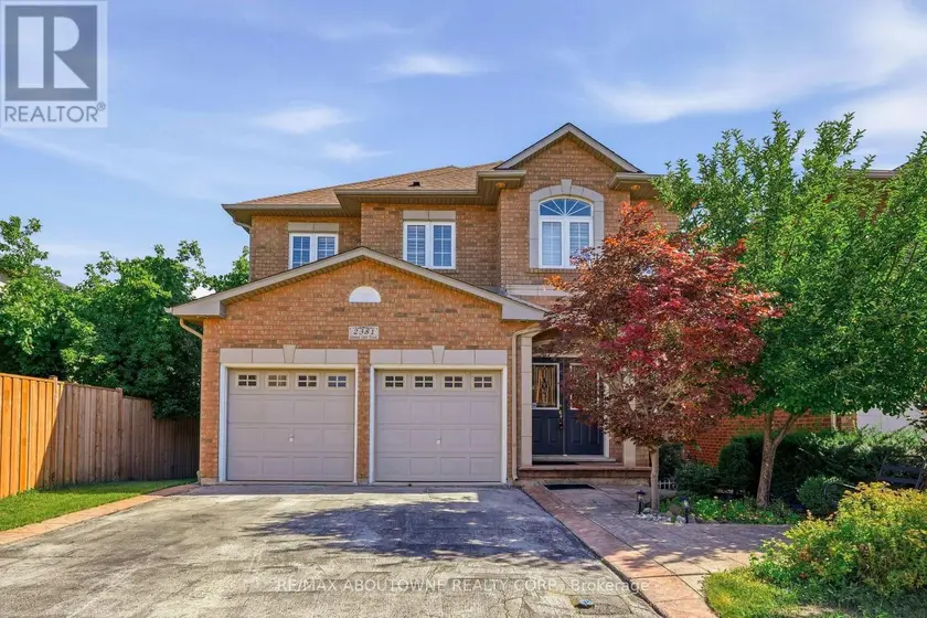 Detached at 2381 GRAND OAK TRAIL, Oakville
