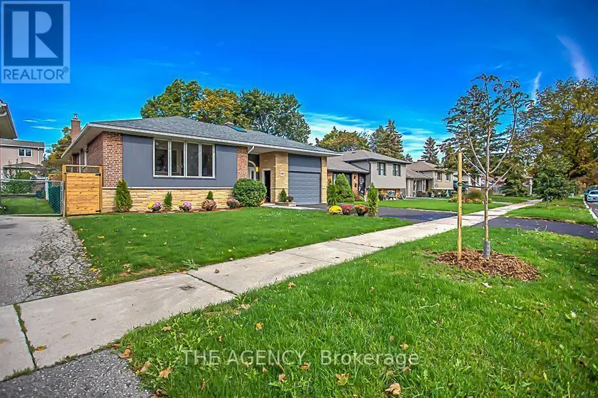 Detached at MAIN - 14 WARESIDE ROAD, Toronto