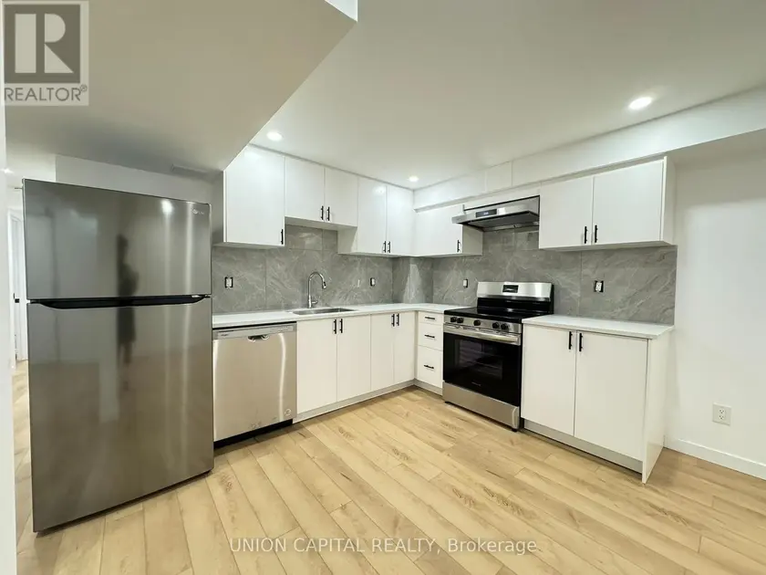 Semi-Detached/Link at LOWER - 704 COURTNEY VALLEY ROAD, Mississauga