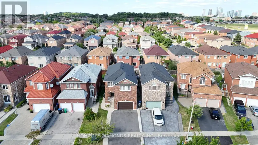 Detached at 5267 BROOKWOOD COURT, Mississauga