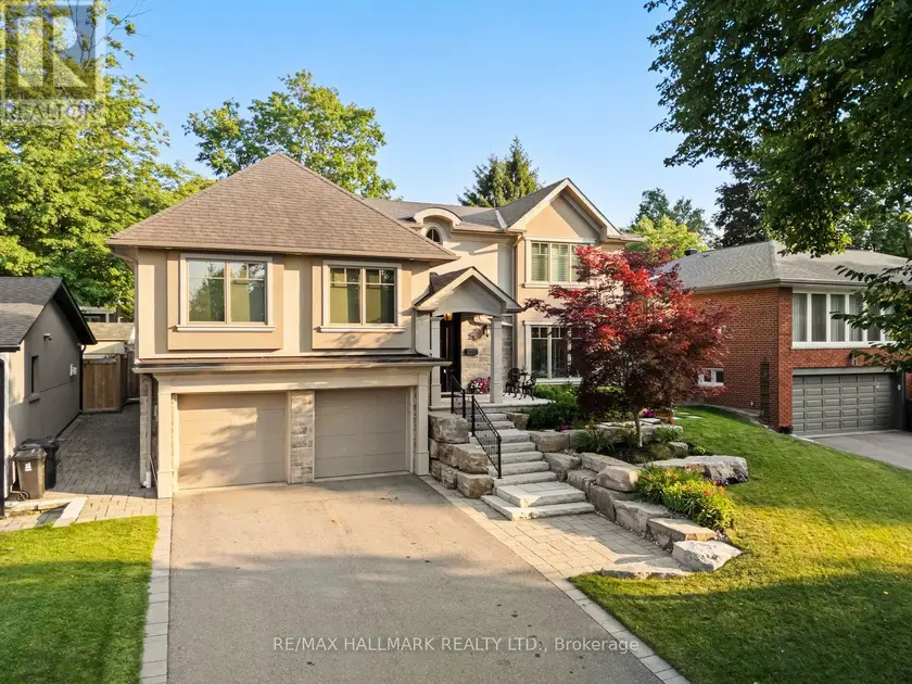 Detached at 25 QUEENSBOROUGH CRESCENT, Toronto