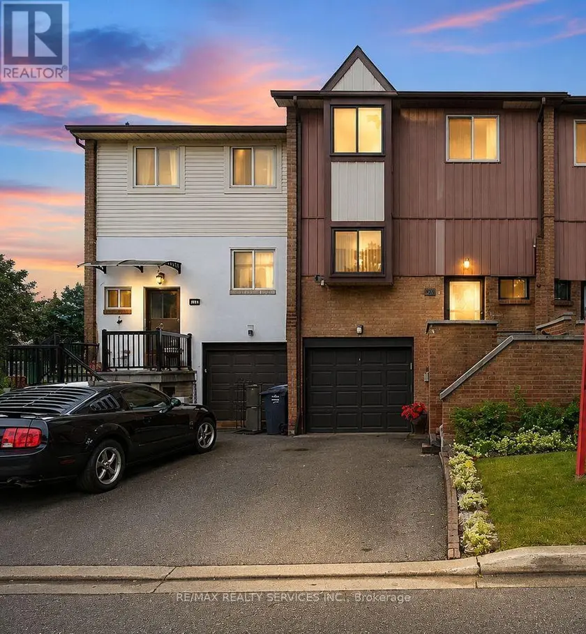 Townhouse at 68 - 68 BARONWOOD COURT, Brampton