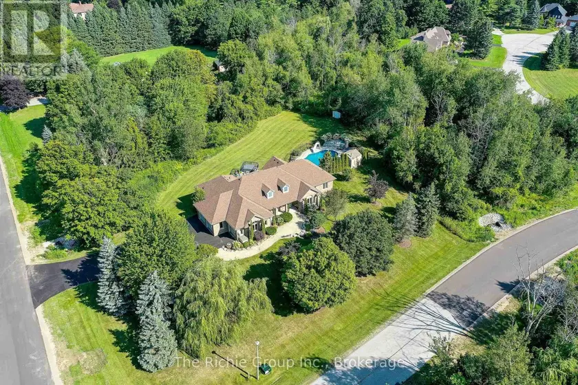 Detached at 14 BRIARWOOD DRIVE, Caledon
