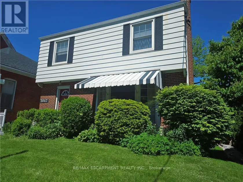 Detached at 2047 JAMES STREET, Burlington