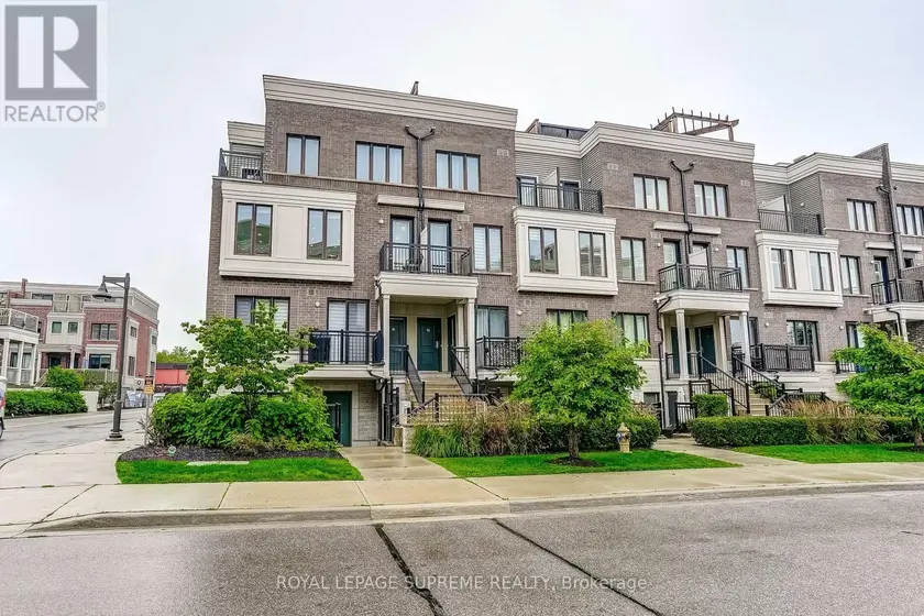 Townhouse at 36 - 70 EASTWOOD PARK GARDEN, Toronto